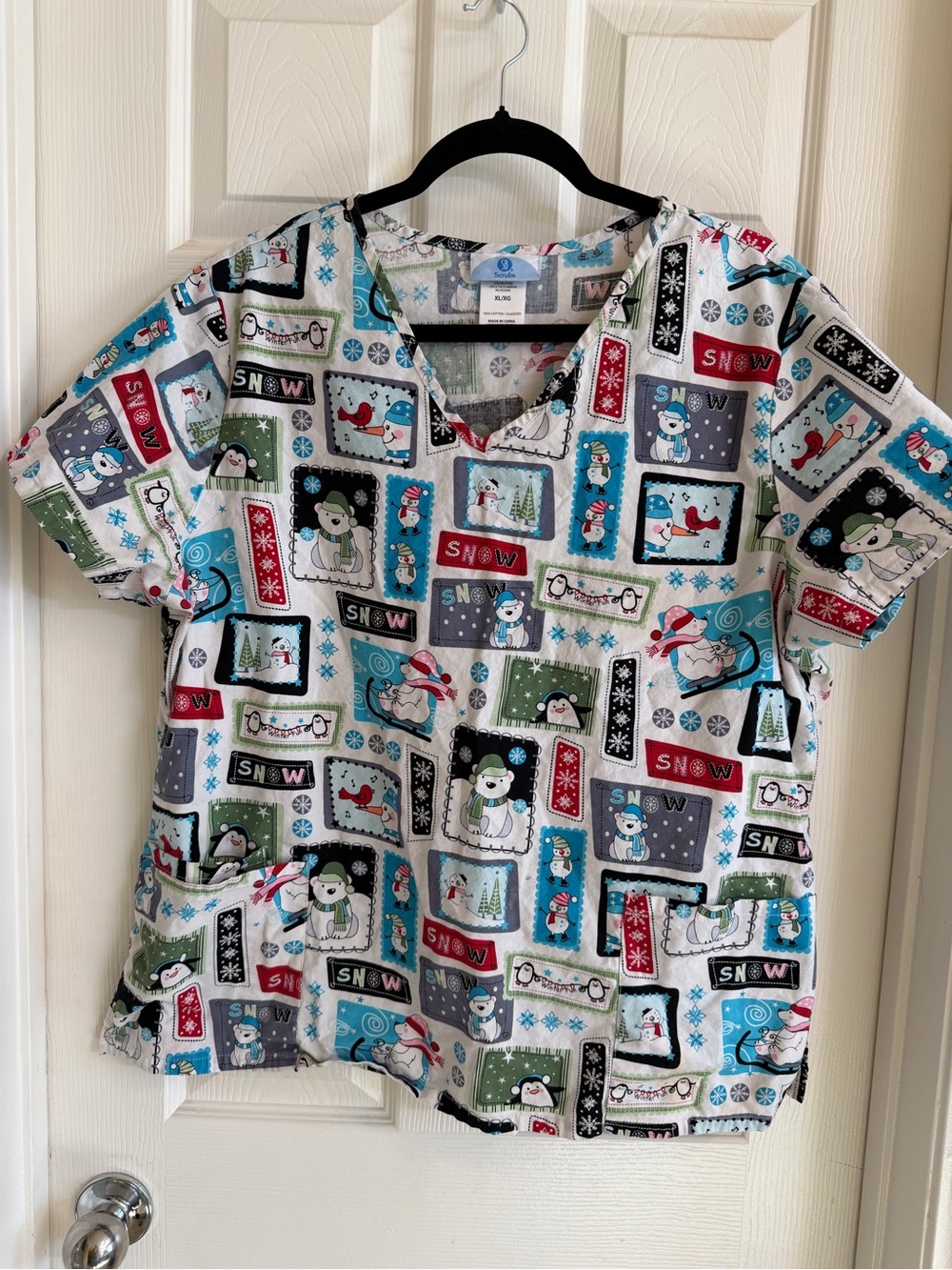 Winter Snow Print Scrub Top - Kids Themed